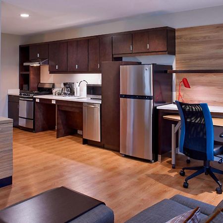 Towneplace Suites By Marriott Richmond Exteriör bild