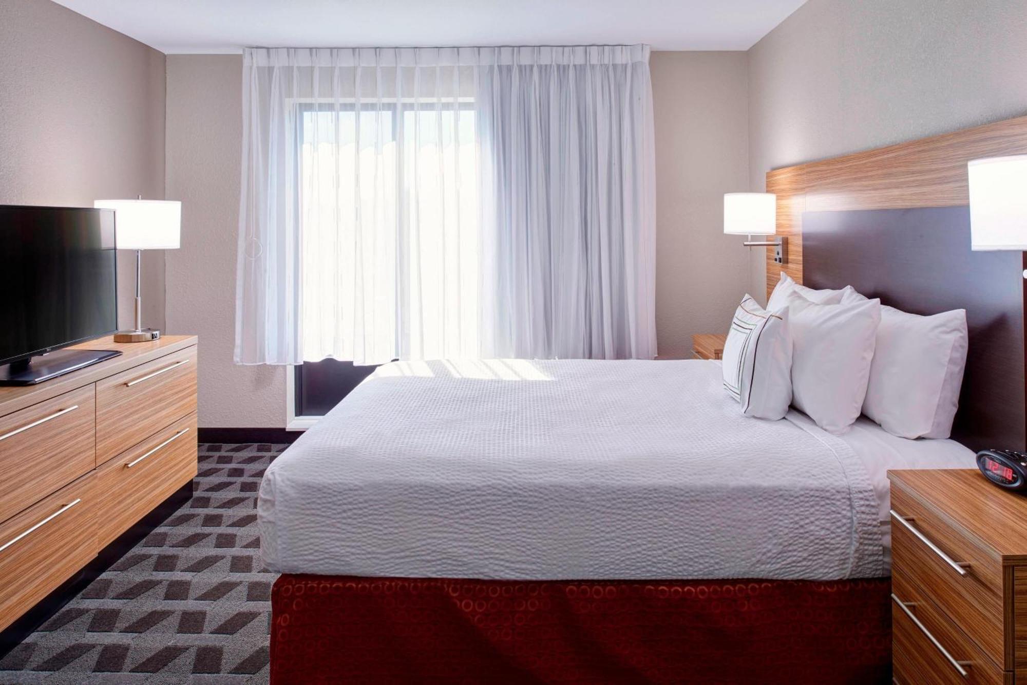 Towneplace Suites By Marriott Richmond Exteriör bild