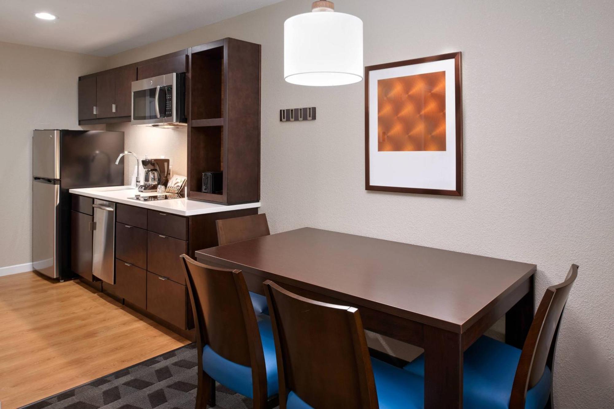 Towneplace Suites By Marriott Richmond Exteriör bild