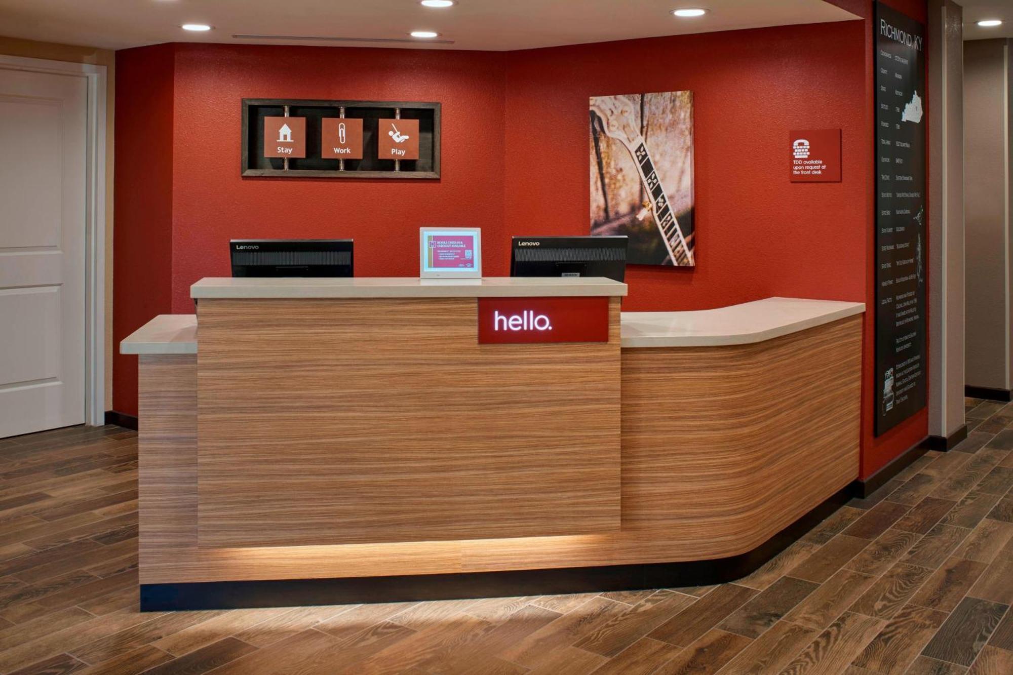 Towneplace Suites By Marriott Richmond Exteriör bild