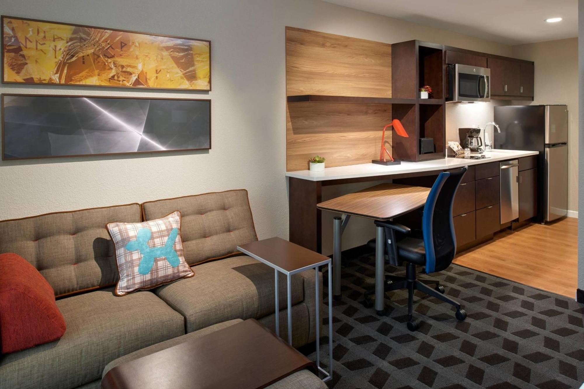 Towneplace Suites By Marriott Richmond Exteriör bild
